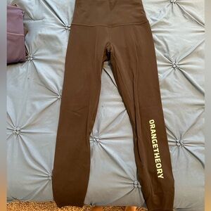 Lululemon by Orangetheory Fitness Wunder trains